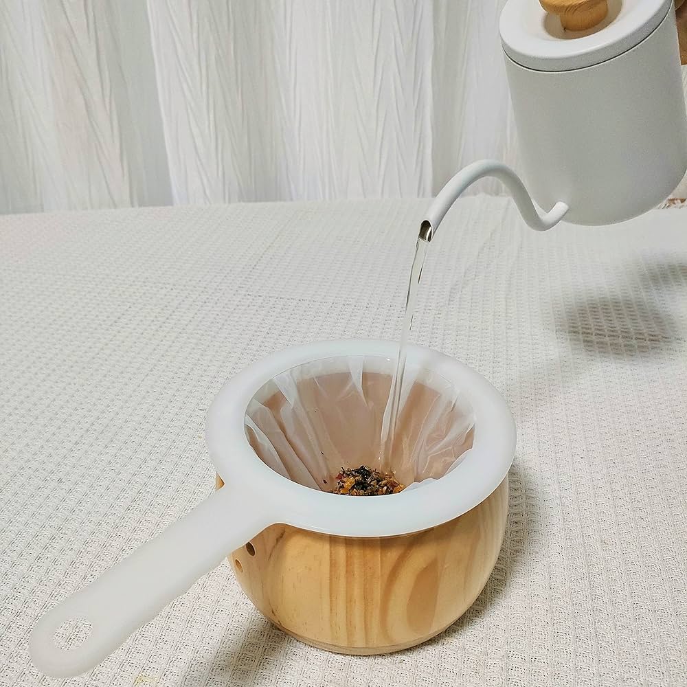 Fabric Strainer