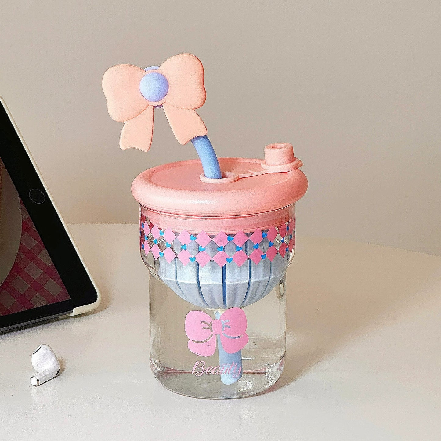 Straw Cup With Bow