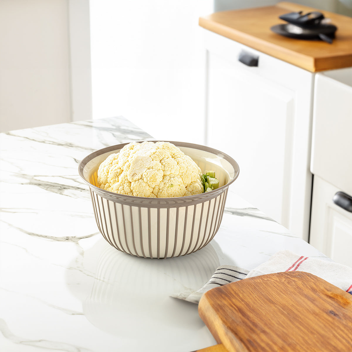 3 L Linea Round Bowl