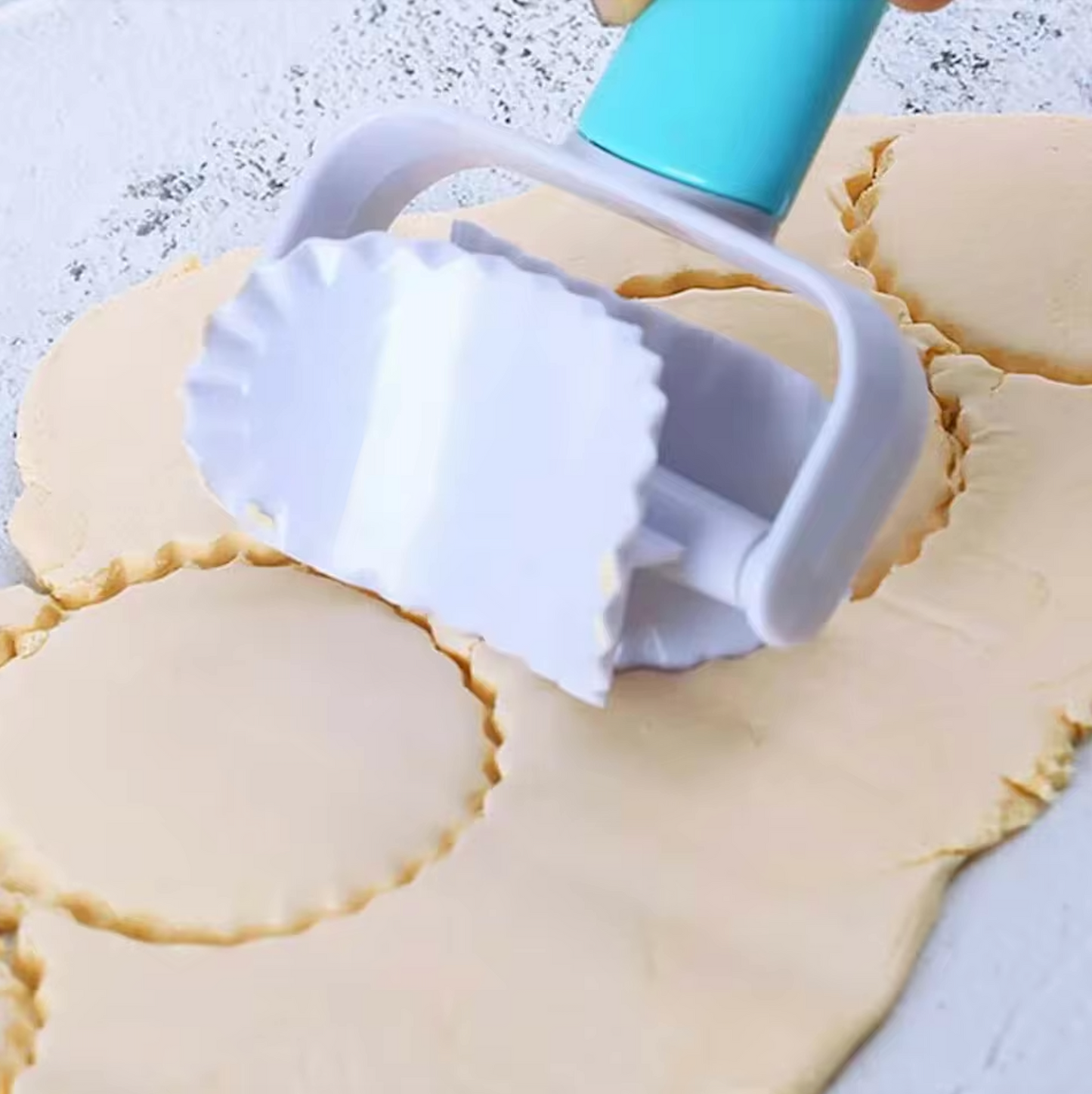 Round Dough Cutter