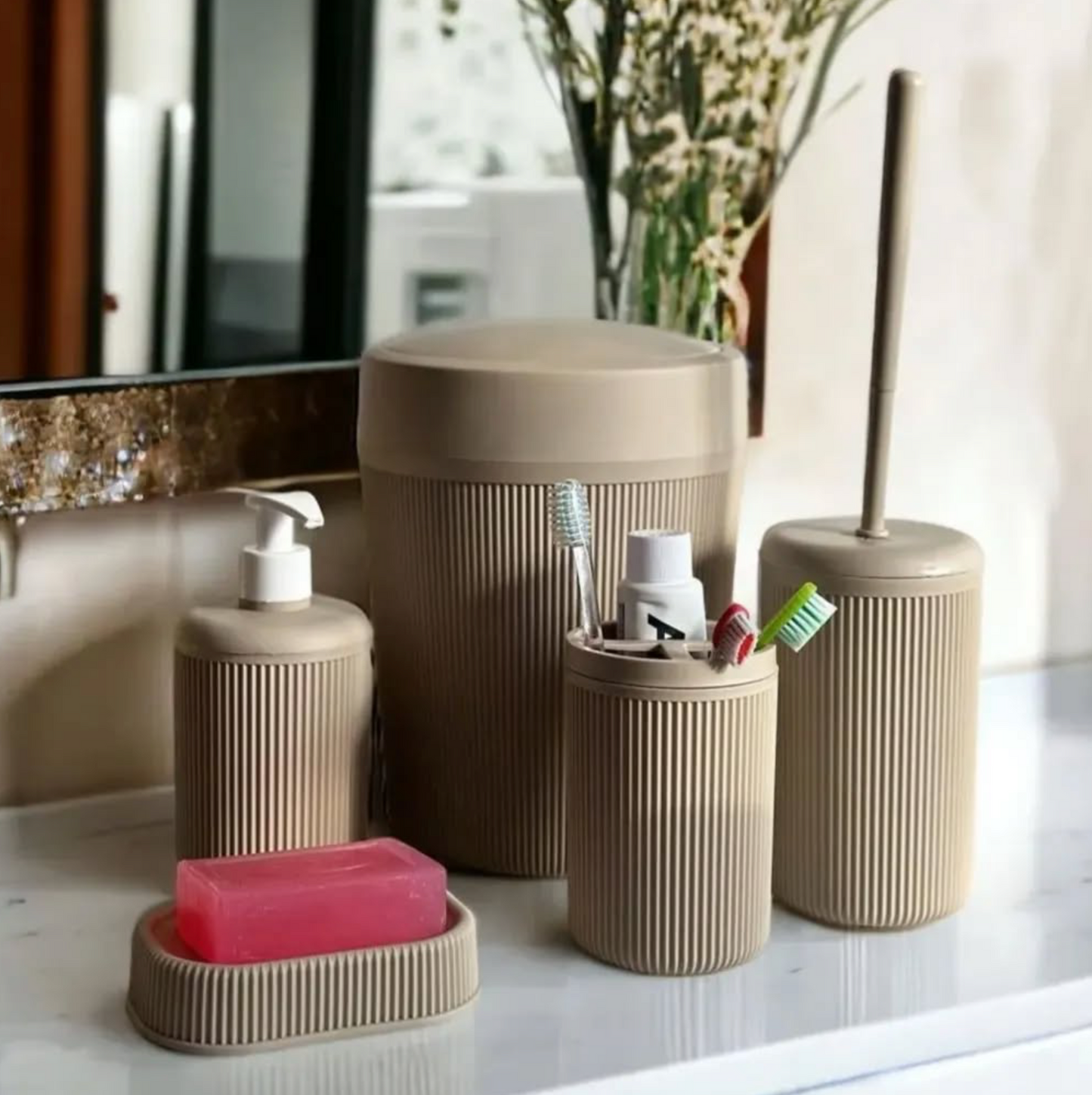 Alesta Bathroom set (5 pcs)