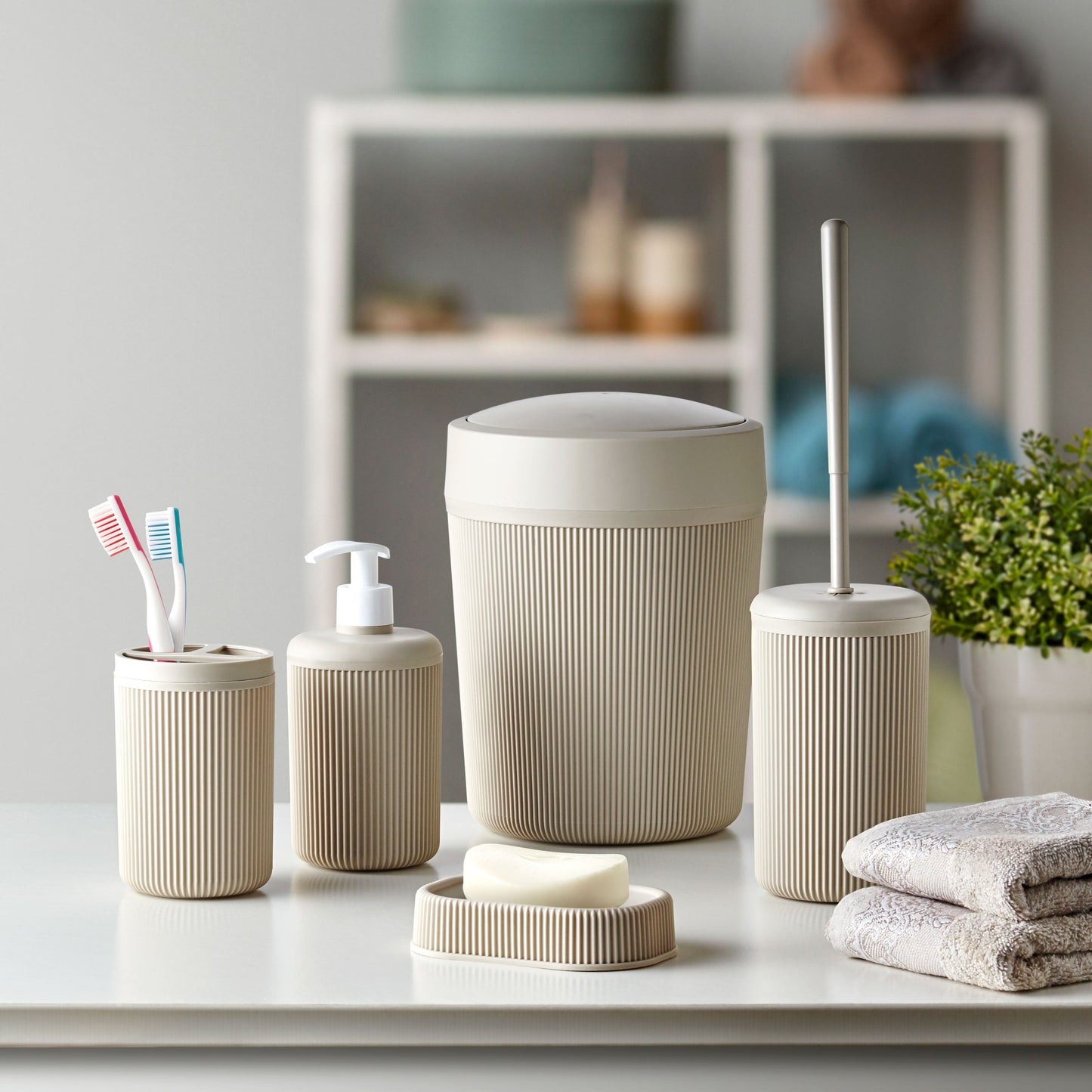 Alesta Bathroom set (5 pcs)