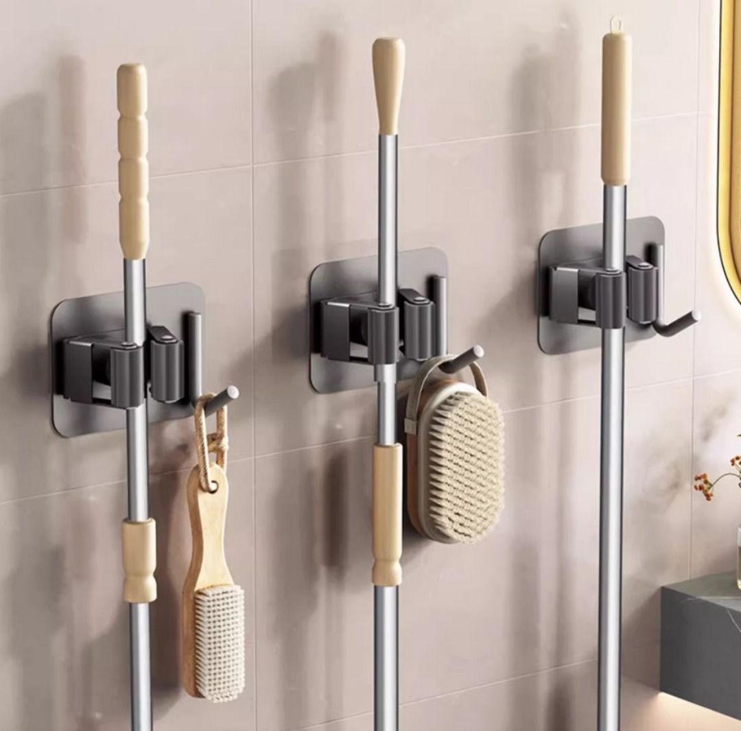 Handle Holders with Hook