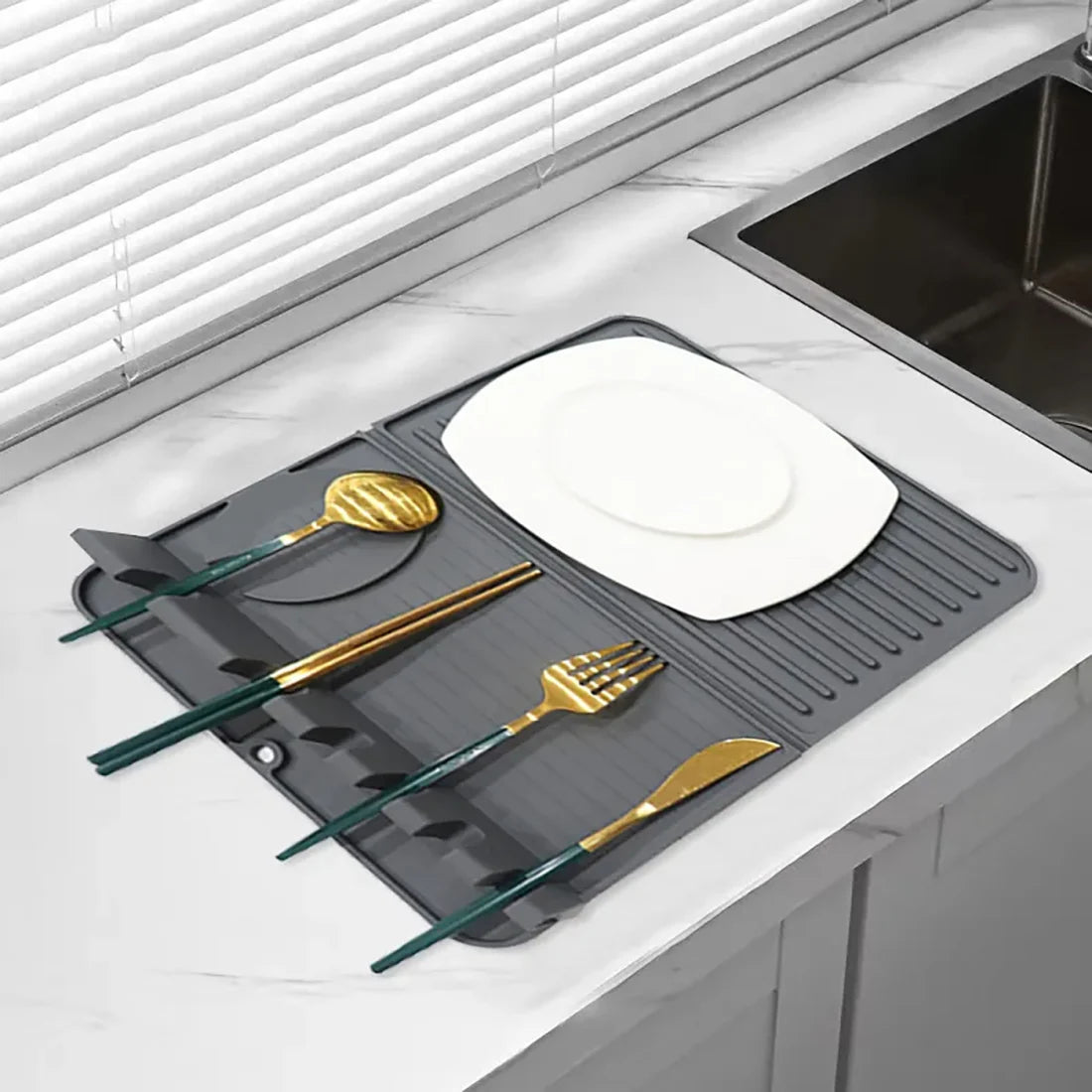 Expandable Silicone Utensil Rest