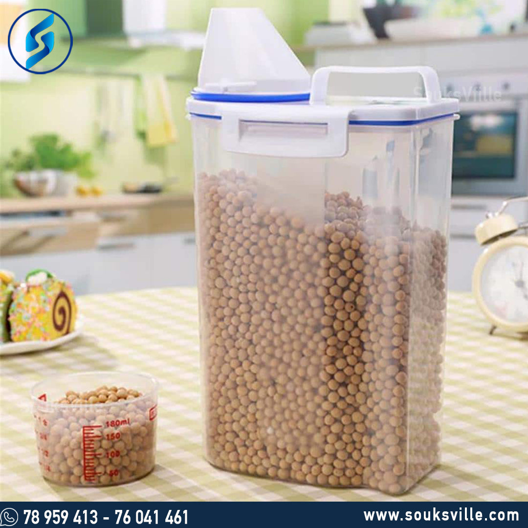 Food Container With Measure Cup