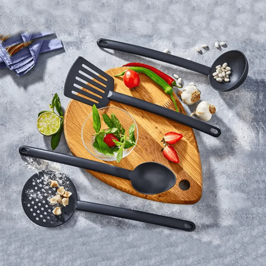 Black Non Stick Serving Set (4pcs)