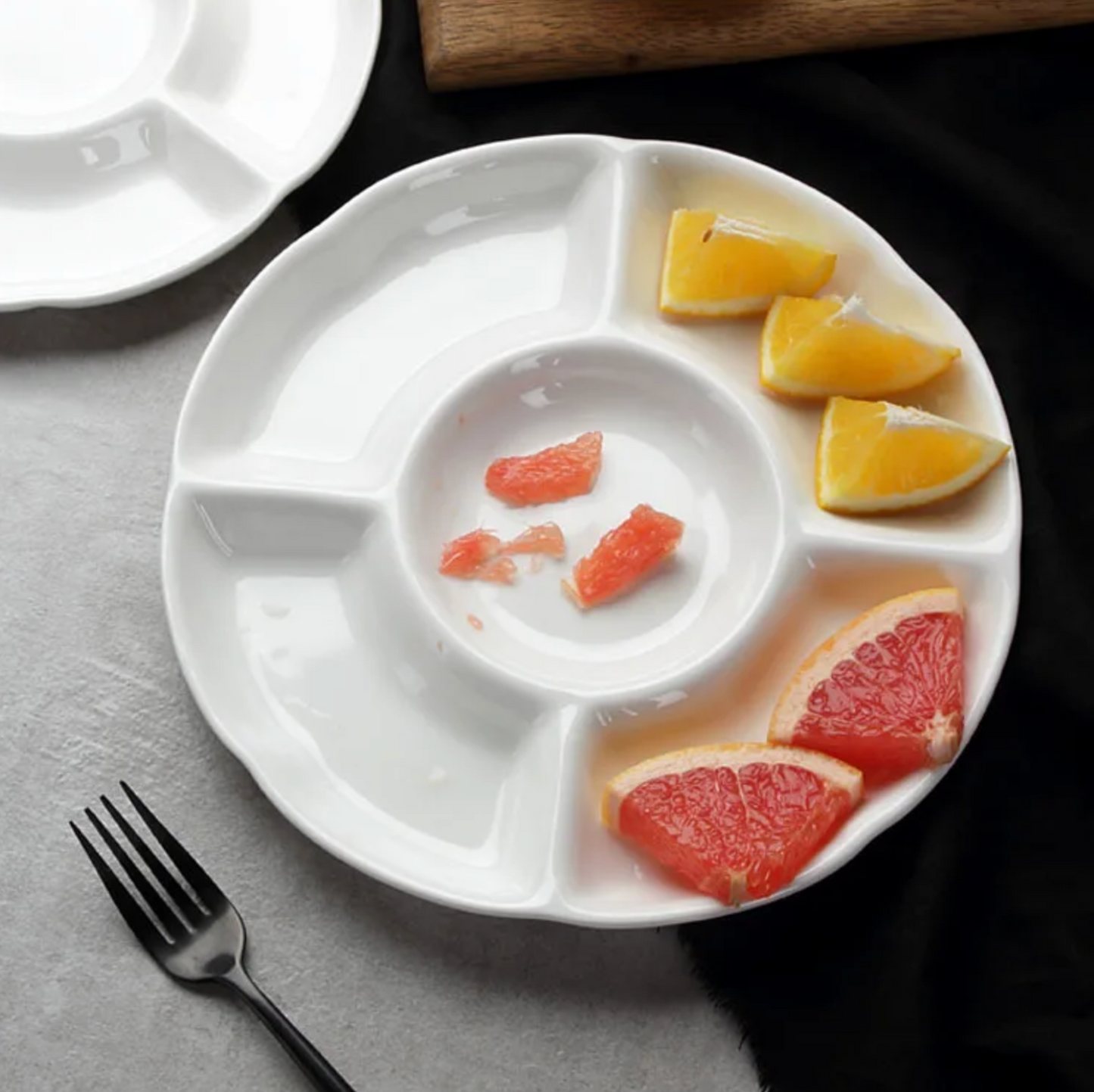 5 compartments divided dish