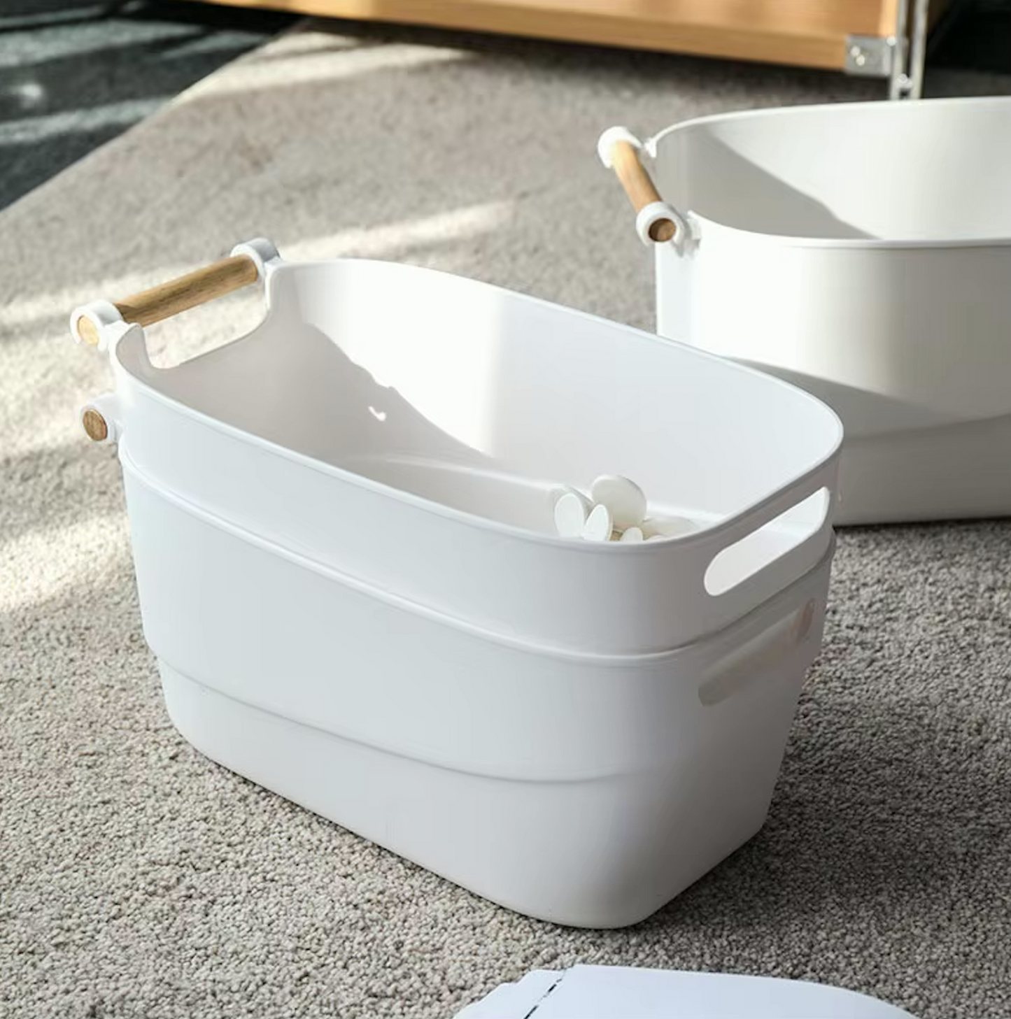 Retro Basket with Wooden Handle