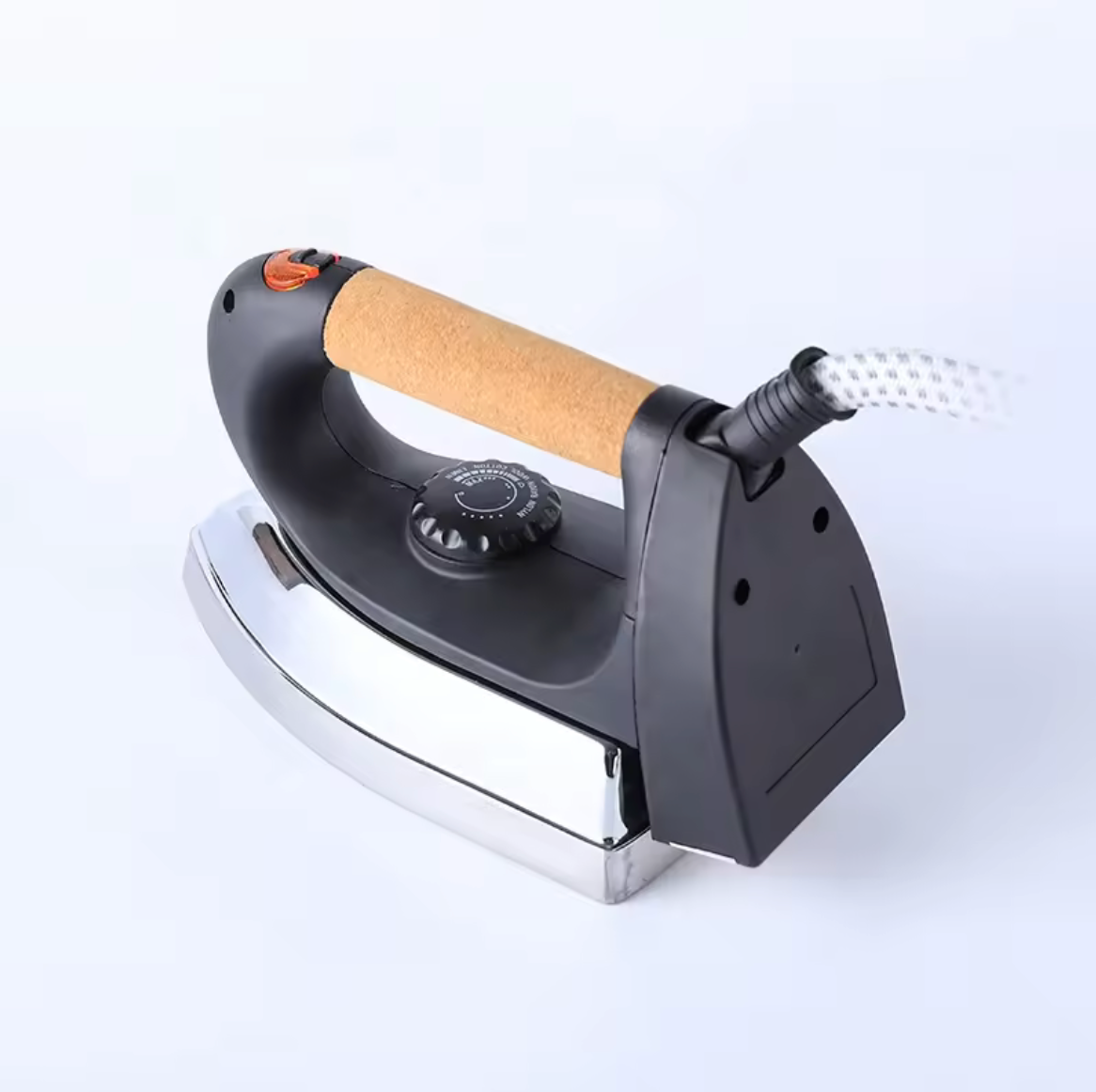 DCG-DB8500 Ironing System With Professional Iron